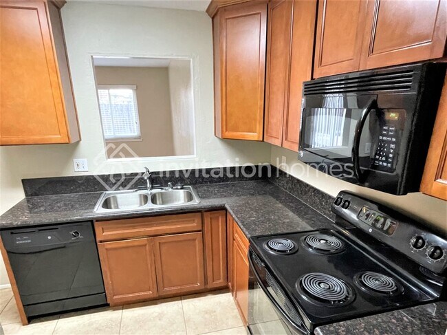 Building Photo - 8766 El Toreador Way