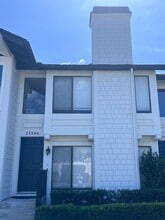 Building Photo - 25546 Paseo La Vista