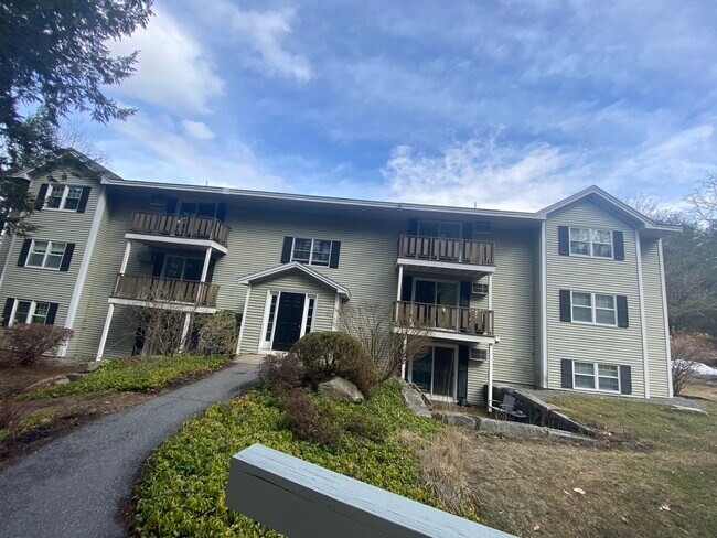 24 Parkwood Dr