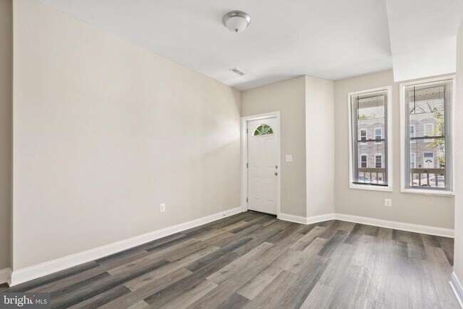 Foto del edificio - 207 S Loudon Ave