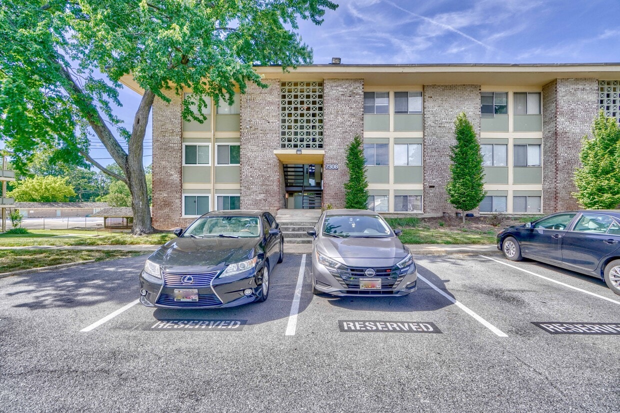 7308 Donnell Pl Unit D2, Forestville, MD 20747 Condo for Rent in