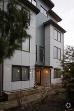 Building Photo - 5452 Delridge Wy SW