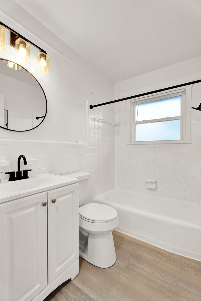 Building Photo - ONE11 RESIDENCES - MT CLEMENS - APARTMENTS