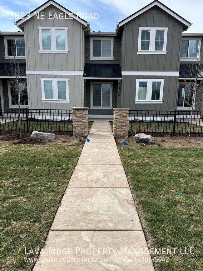 Building Photo - 3853 NE Eagle Rd