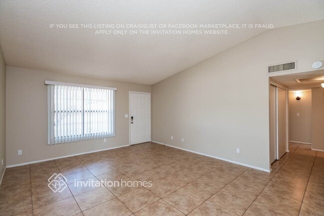 Building Photo - 5037 E Bannock St