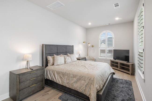 Building Photo - Stunning 4-Bedroom Luxury Residence with Bonus Office in the Prestigious Walsh Community LIKE NEW!