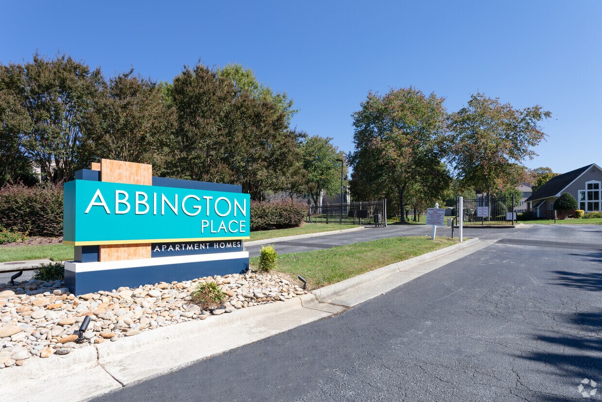Abbington Place Apartment Homes Apartments in Greensboro, NC