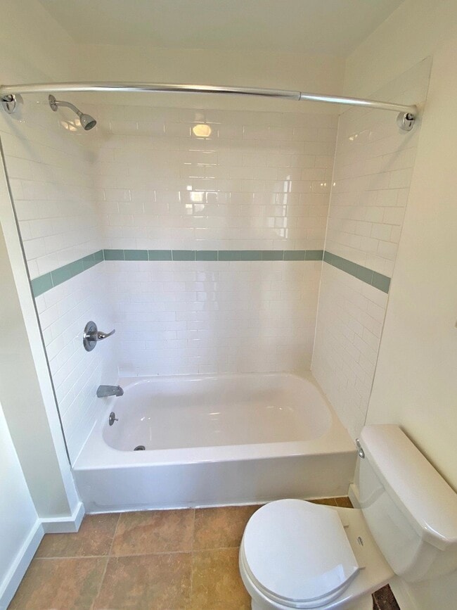 Building Photo - 1306 W Sunset Blvd