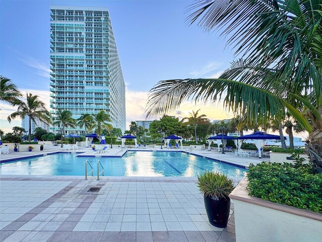 Foto del edificio - 2100 S Ocean Ln