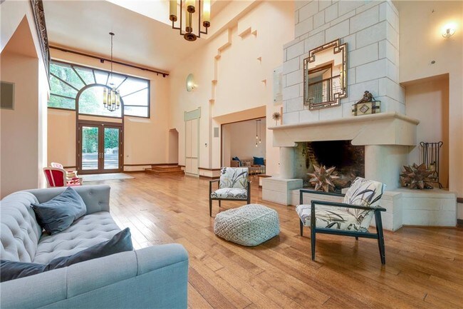 Foto del edificio - 2111 Highgrove Terrace