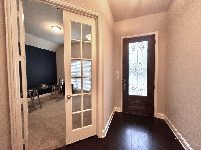 Building Photo - Charming 3-Bedroom Home with Bonus Spaces and Community Amenities