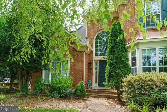Building Photo - 1761 Wheyfield Dr