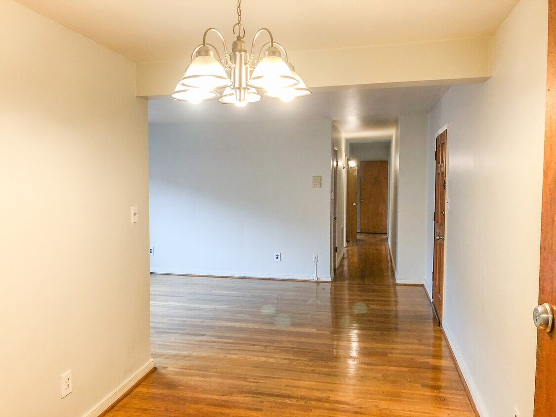 3528 Grove Avenue, - 3528 Grove Ave