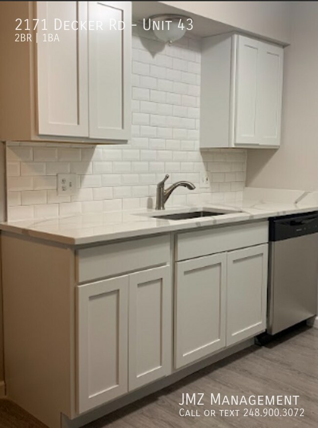 Foto del edificio - 2171 Decker Rd