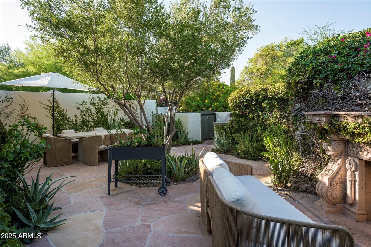 Foto principal - 5101 N Casa Blanca Dr