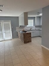 Building Photo - 7884 Grayson Ave