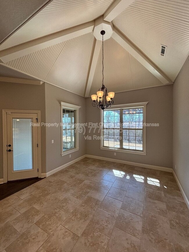 Building Photo - 1919 Sicily Ave