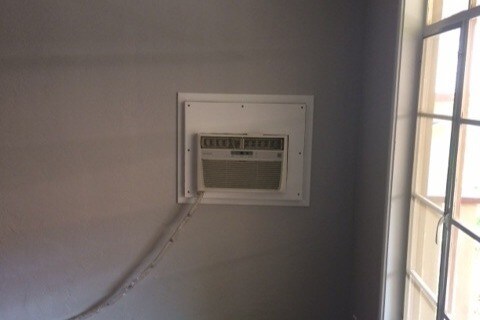 Wall heating & air conditioning - 1520 25th St