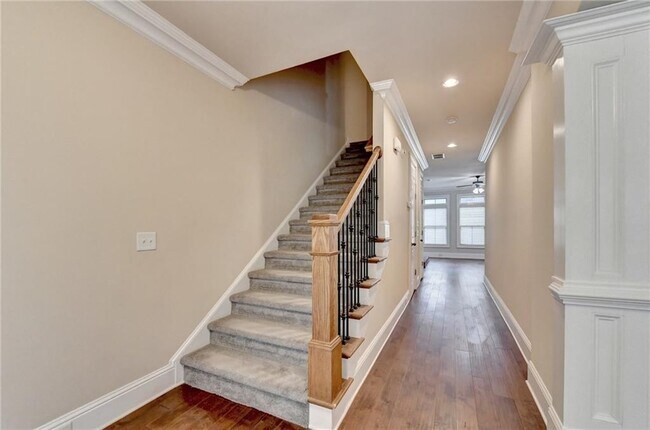 Foto del edificio - 4979 Gentilly Terrace