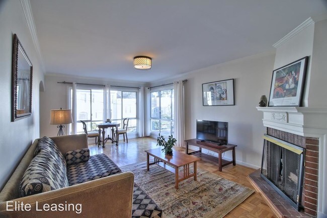 Building Photo - 2 br, 1 bath Apartment - 875 36th Avenue