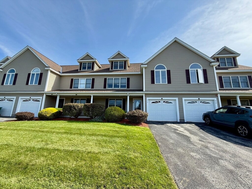 Foto principal - 218 Rangeway Rd