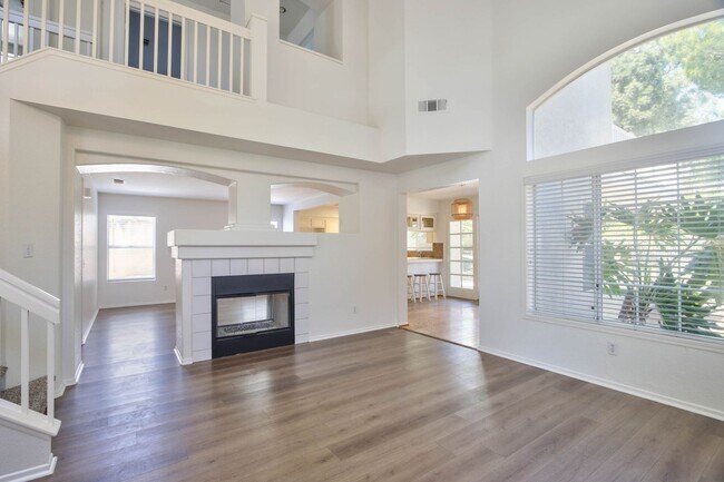 Building Photo - 3 bedroom in Paloma Del Sol South Temecula