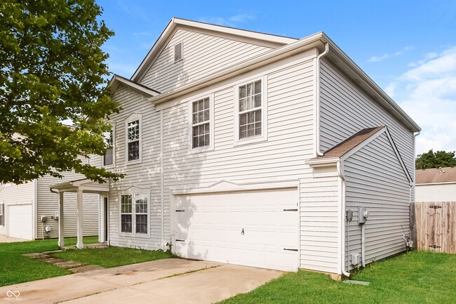 Building Photo - 8118 Gathering Ln