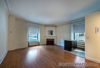 Building Photo - 62 Boylston St