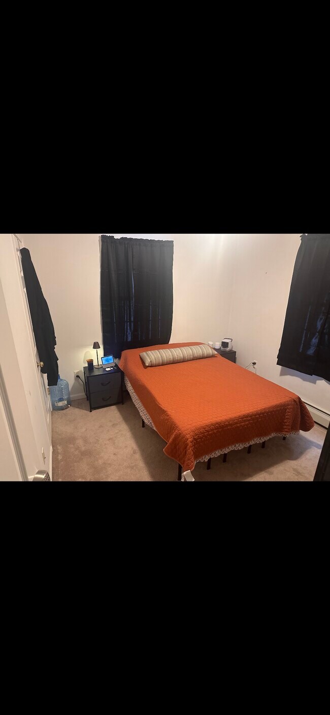 Foto del edificio - 181 McKeagney Rd