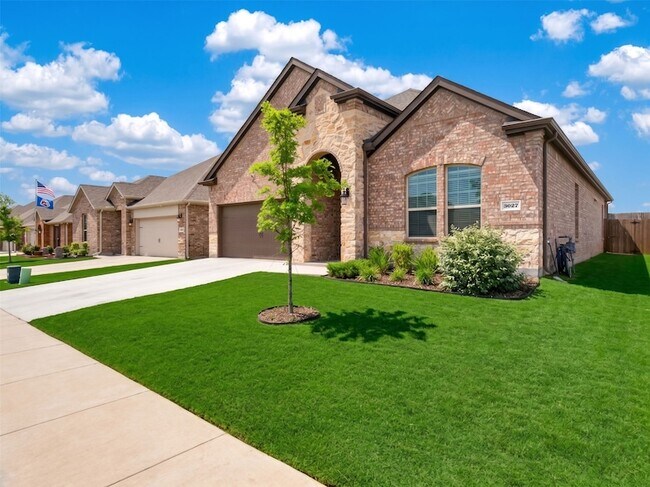 Building Photo - 3027 Moccasin Ln
