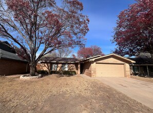 Building Photo - 5718 88th St
