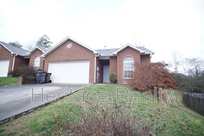 Foto del edificio - 2419 Glen Meadow Rd
