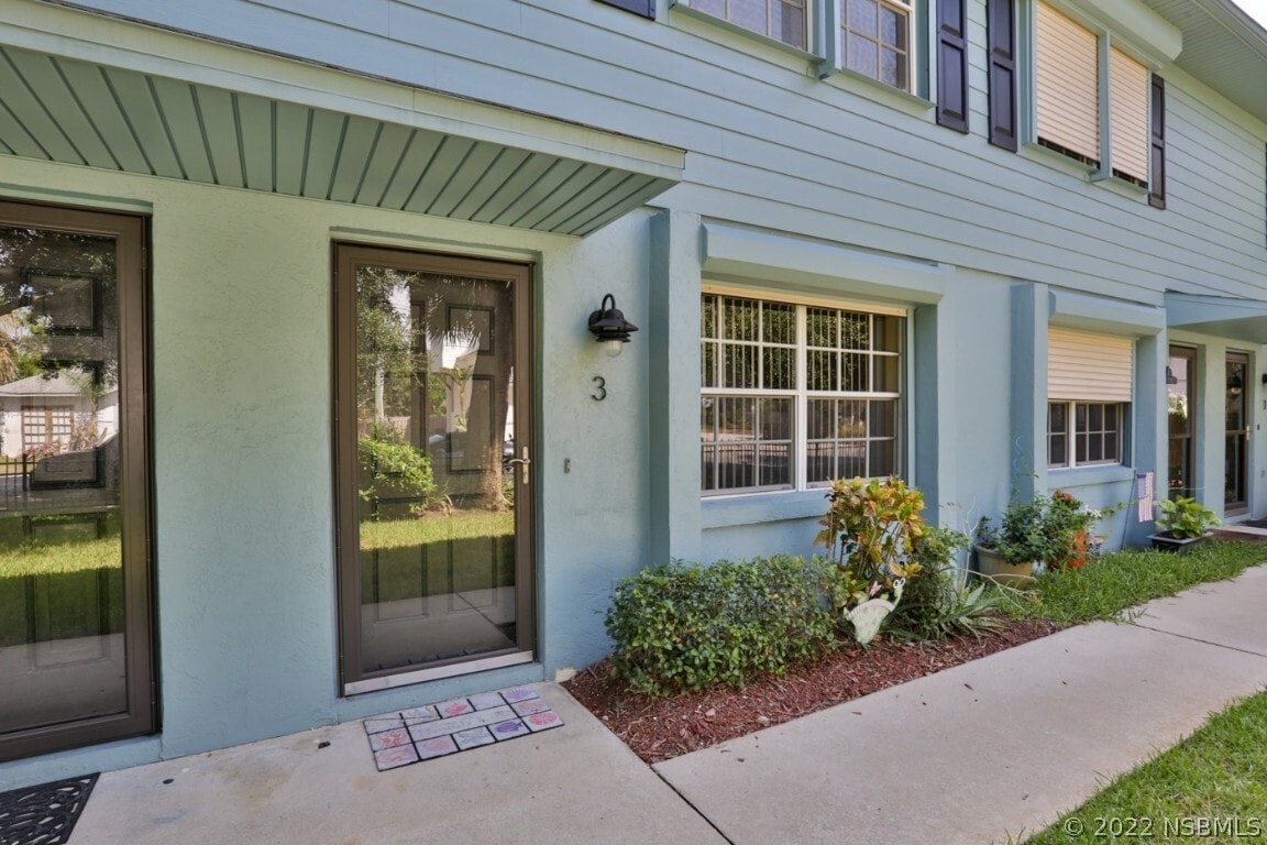 101 N Pine St, New Smyrna Beach, FL 32169 House Rental in New Smyrna