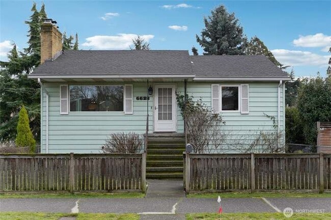 Building Photo - 6628 Flora Ave S