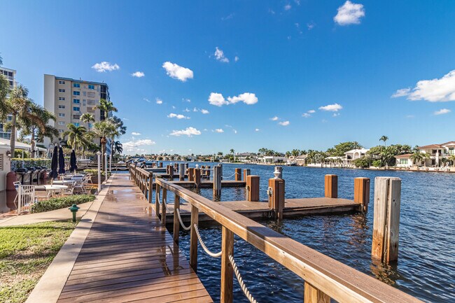 Foto del edificio - 3224 S Ocean Blvd