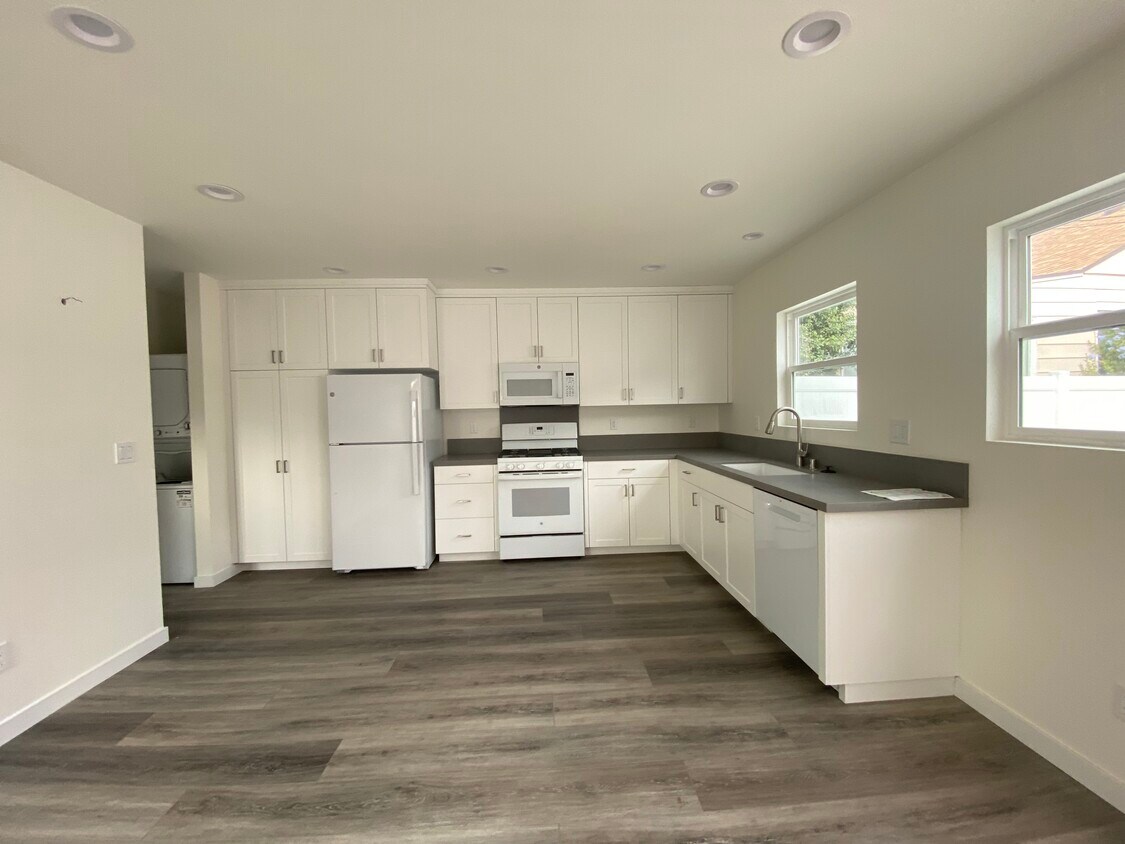 48 Apartments for Rent in 90815, CA Westside Rentals