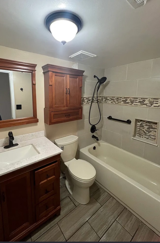 Photo - 503 Mark Run House