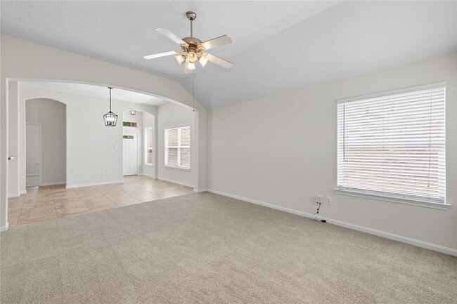 Building Photo - 15931 Pleasant Green Cir