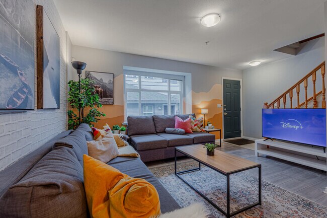 Photo du bâtiment - 686 E Cordova St