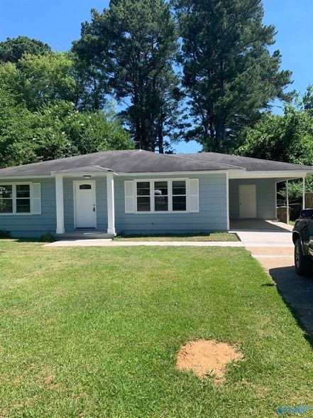 Building Photo - 2007 College St SE