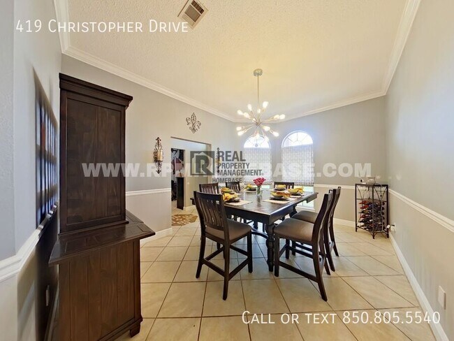 Building Photo - 419 Christopher Dr