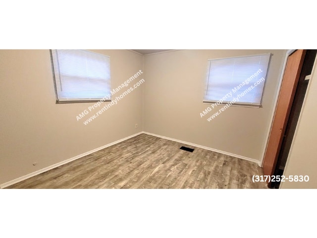 Foto del edificio - Charming Lawrence Township Duplex!