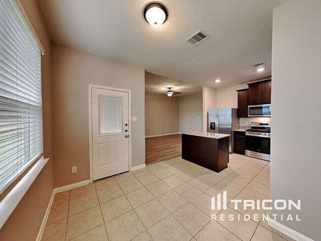 Foto del edificio - 8859 Oval Glass Street Conroe TX