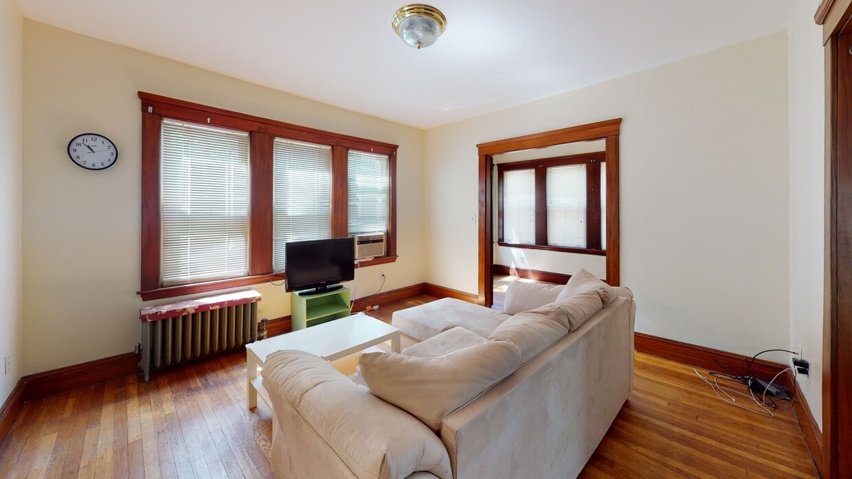 Foto principal - 49 Rockwell St