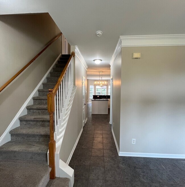 Foto del edificio - 15315 Edgewater Forest Ln