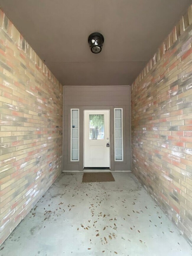 Building Photo - 5339 Stormy Breeze