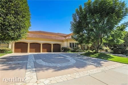Primary Photo - 5512 Collingwood Cir