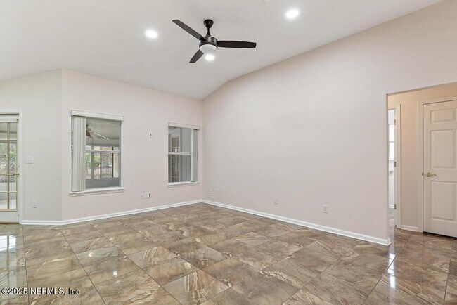 Foto del edificio - 11466 Courtney Waters Ln
