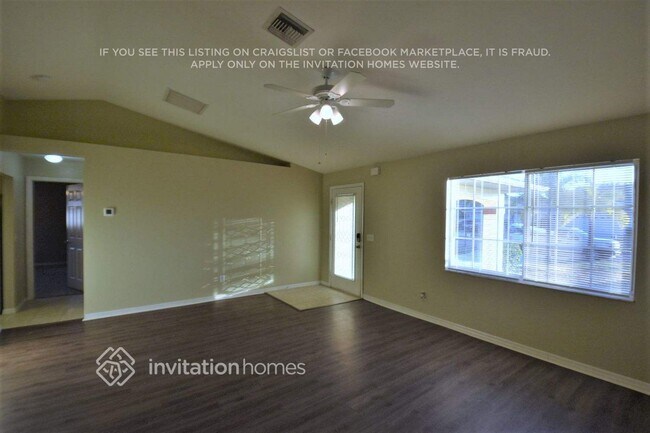 Foto del edificio - 5244 SW 19th Pl