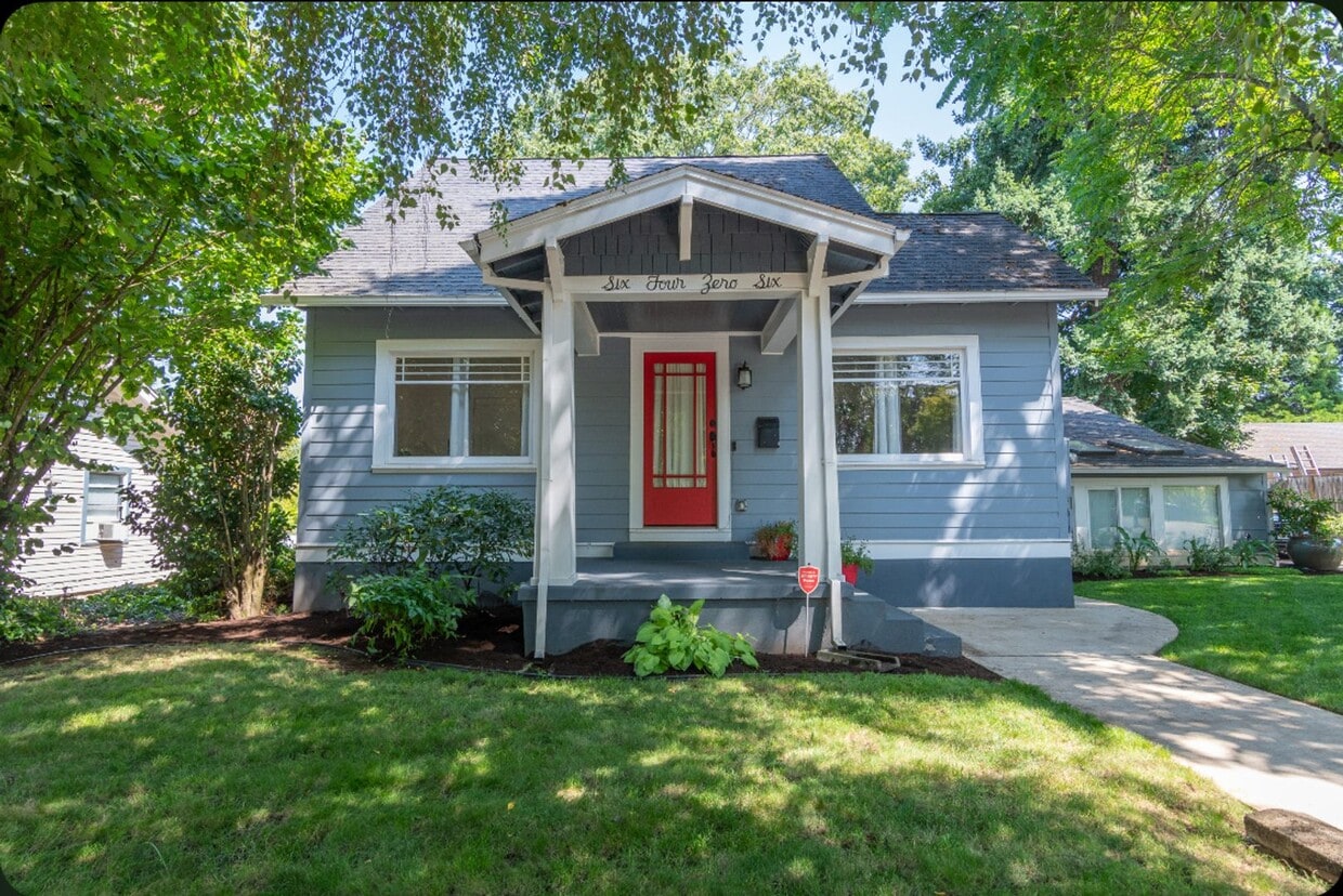 Primary Photo - 6406 SE 44th Ave